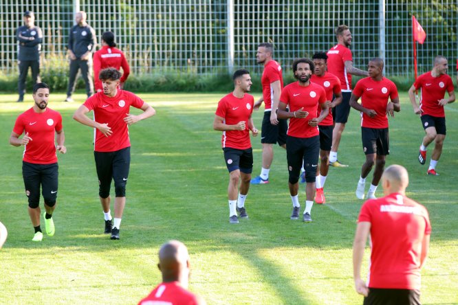 Antalyaspor'un Bolu kampı başladı