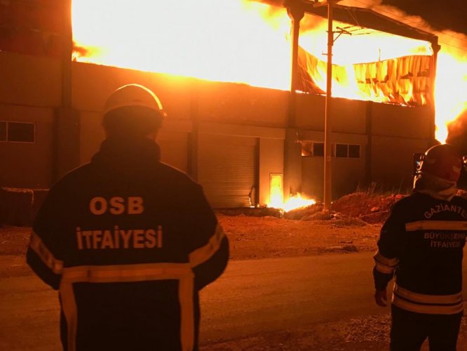 GÜNCELLEME - Gaziantep'te fabrika yangını