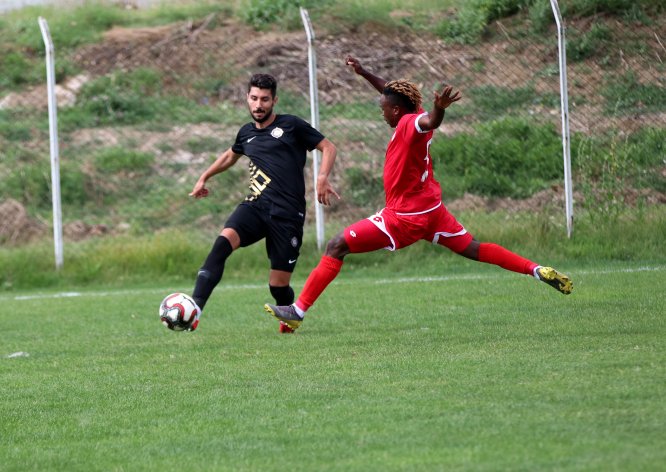 Futbol: Hazırlık maçı