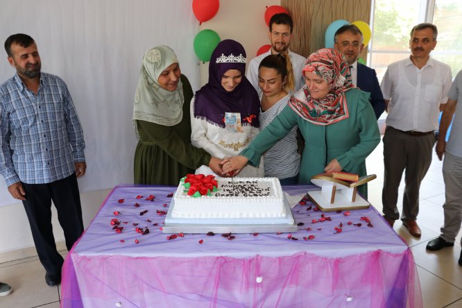 Disleksi hastası İkbal'in Kur'an aşkı