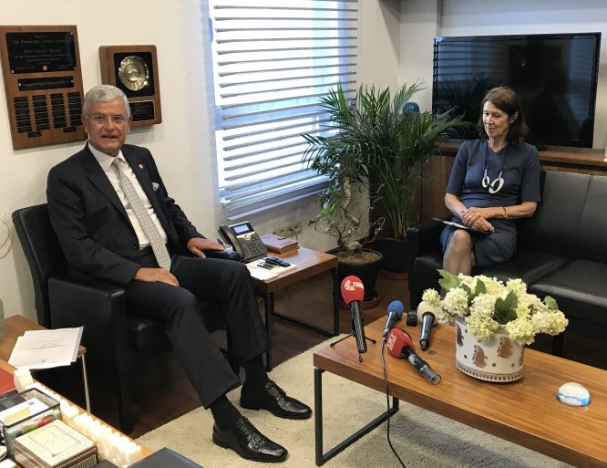 Volkan Bozkır, Hollanda'nın Ankara Büyükelçisi ile görüştü
