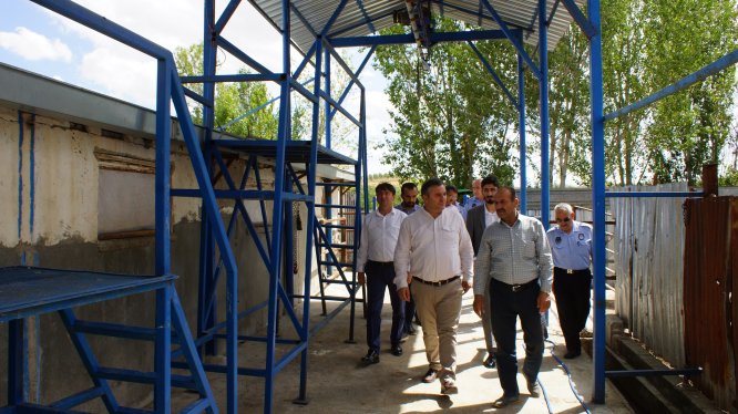 Belediye Başkanı Demirbaş, kurban satış yerlerini denetledi