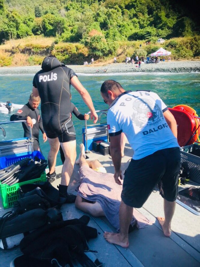 Denizde kaybolan gencin cesedi bulundu