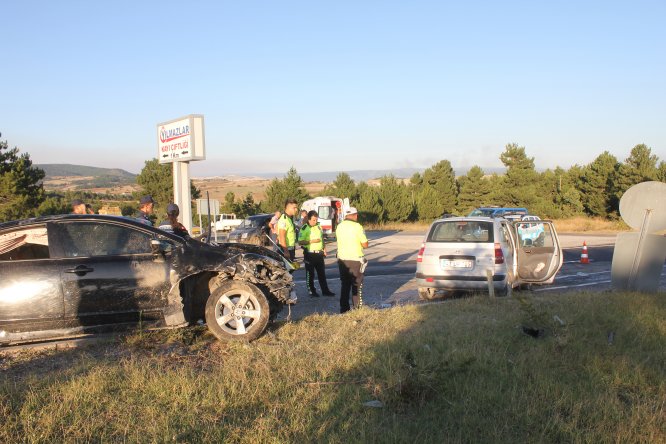 Kütahya'da trafik kazası: 7 yaralı
