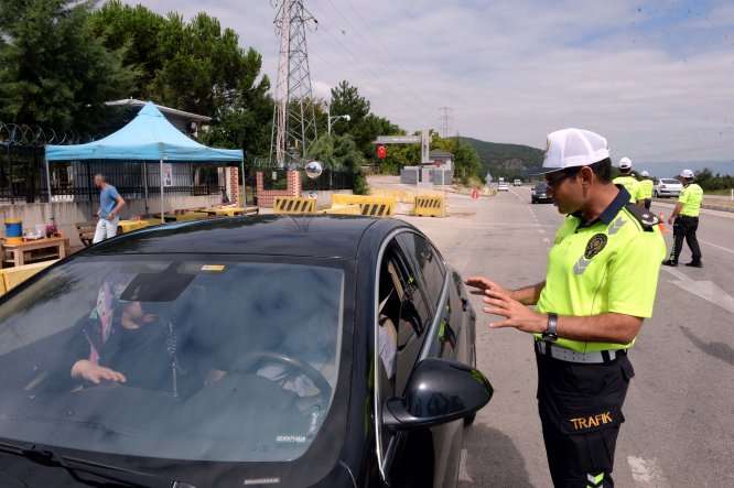 Tokat'ta bayram öncesi "drone" ile trafik denetimi