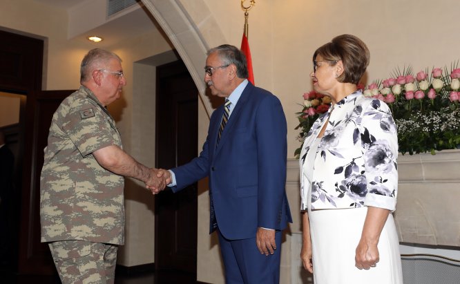 KKTC Cumhurbaşkanlığında bayramlaşma