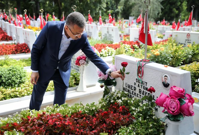 Cumhurbaşkanı Yardımcısı Oktay İstanbul'da