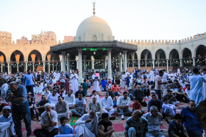 Mısır'da bayram namazı kılındı