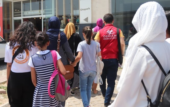 "Bayramlığım Başucumda" projesiyle sevindirdiler