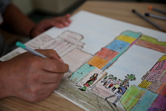 Bipolar ve şizofreni hastalarının resim sergisi heyecanı