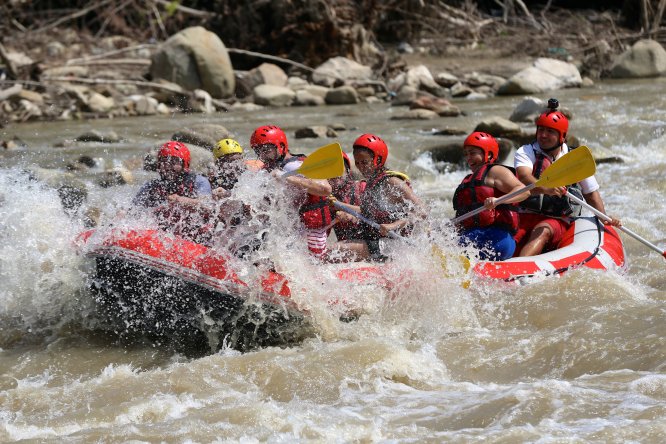 "Melen'de raftinge tüm ülkelerden rağbet var"