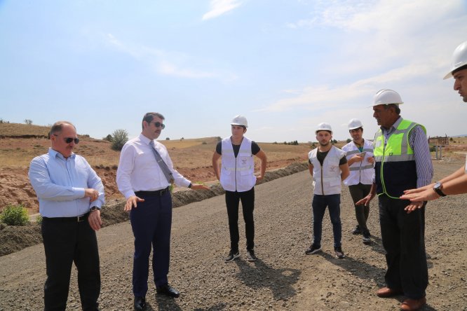 Vali Ayhan'dan YHT inşaatına inceleme