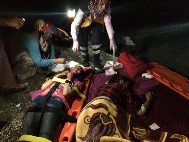 Fındık işçilerini taşıyan minibüs ciple çarpıştı: 13 yaralı