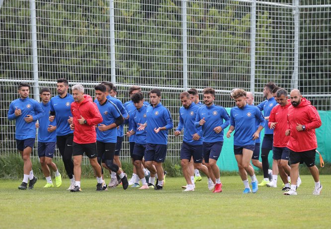 Osmanlıspor, Bolu'da kampa girdi