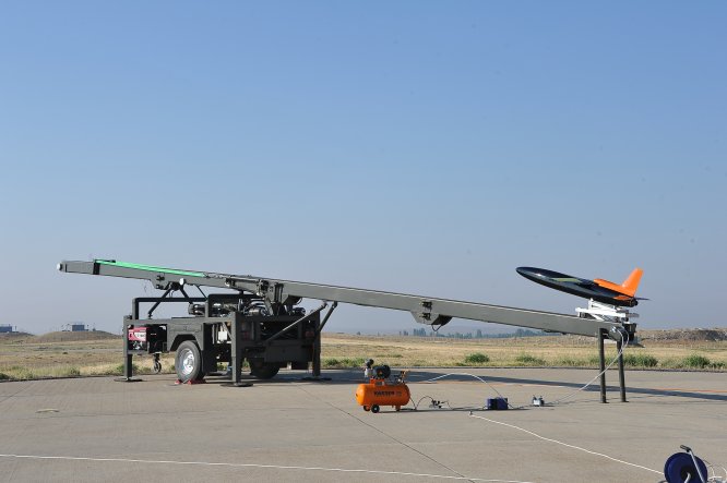 TÜRKİYE'NİN TEKNOLOJİ ATAĞI - Şimşek'e ilk yurt dışı görevi