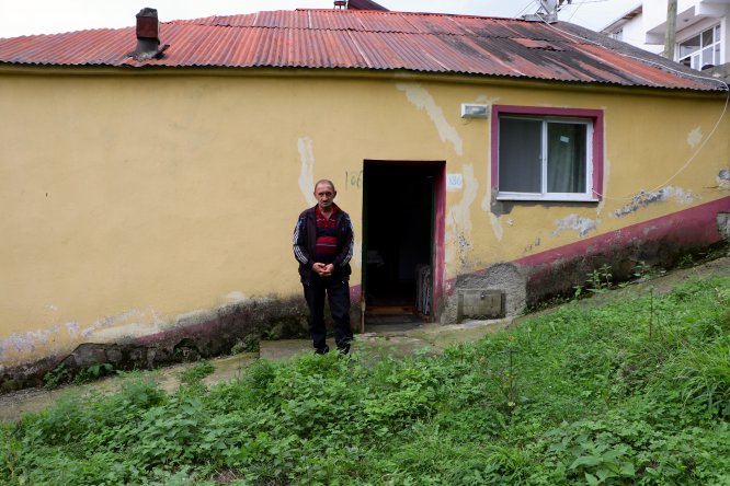 Uyuşturucudan uzak durmak için cezasını köyünde çekiyor