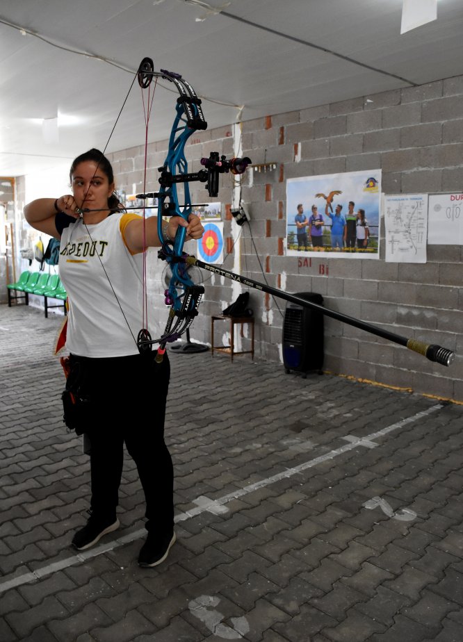 Dikkat eksikliğini okçulukla yendi