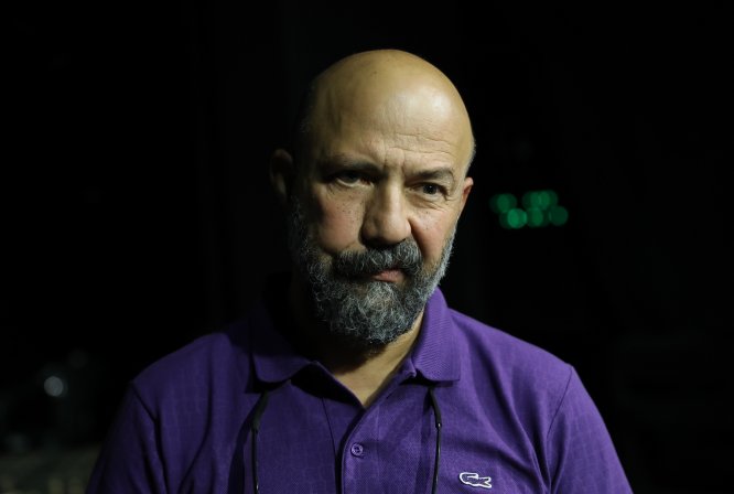 DT sahnelerinde orta oyunu tadında Gulyabani