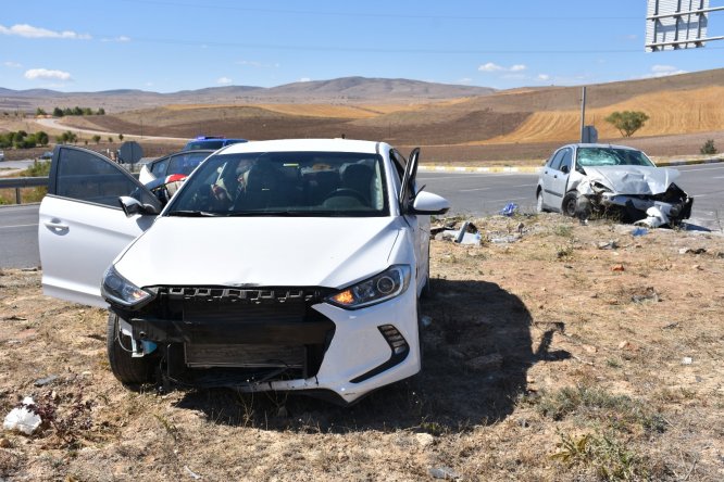 Sivas'ta trafik kazası: 7 yaralı