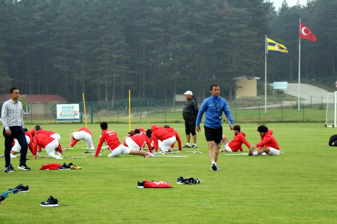 Ampute Milli Futbol Takımı'nın Düzce kampı sona erdi