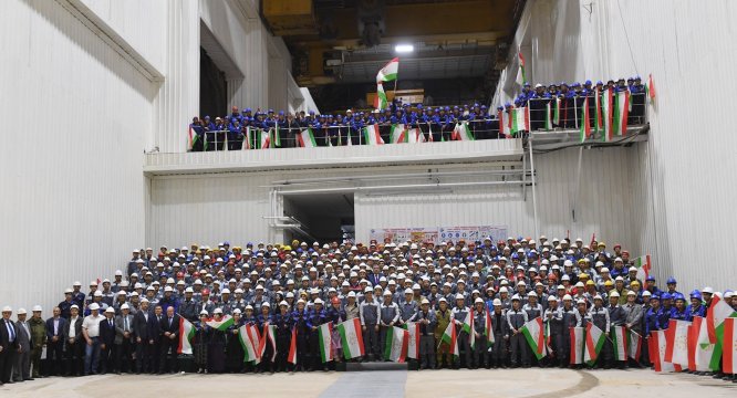 Tacikistan’da Rogun HES'in ikinci türbini devreye alındı