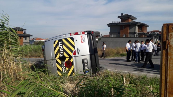 GÜNCELLEME -Beylikdüzü'nde okul servisi kaza yaptı