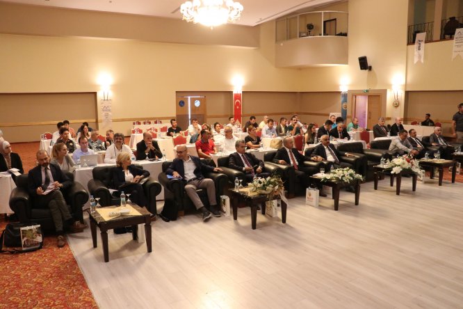 "20 milyona yakın fidanı toprakla buluşturduk"