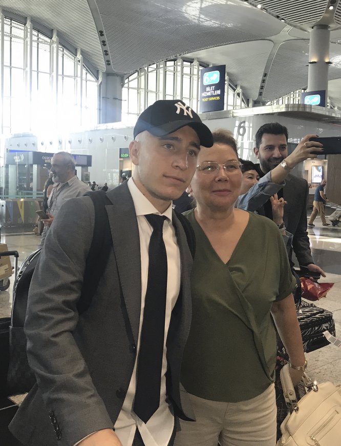 Galatasaray, Belçika'ya gitti