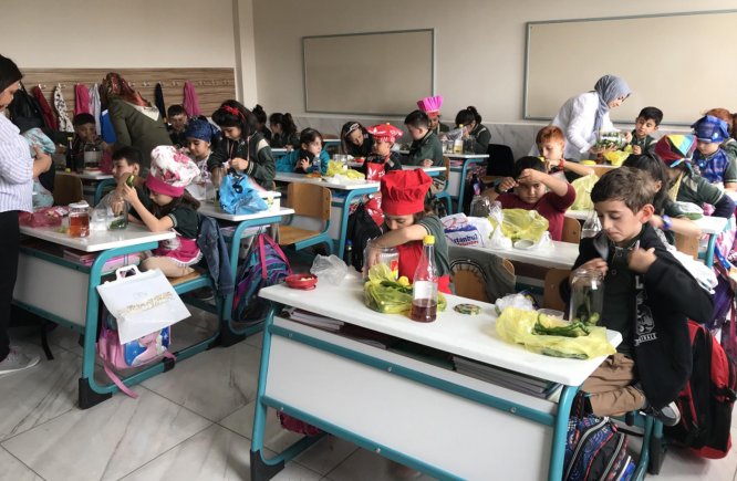 Hayatı yaşayarak öğreniyorlar