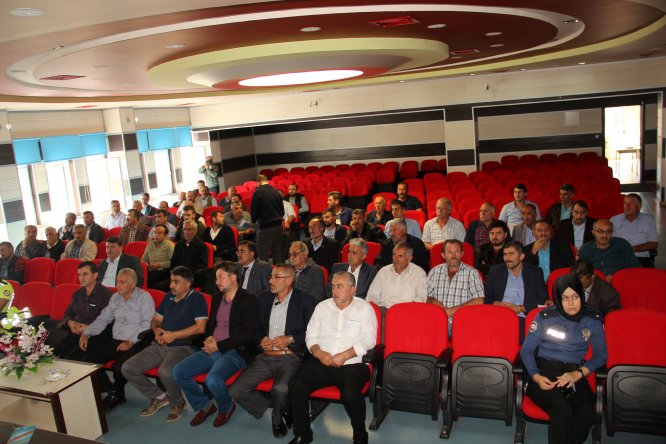 Suşehri'nde okul servi şoförleri bilgilendirildi