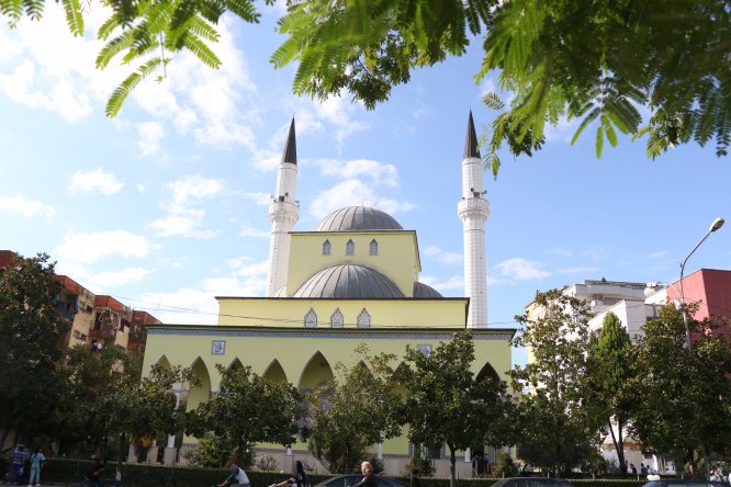 Arnavutluk'ta yaklaşık 70 yıl sonra ilk hafızlık töreni