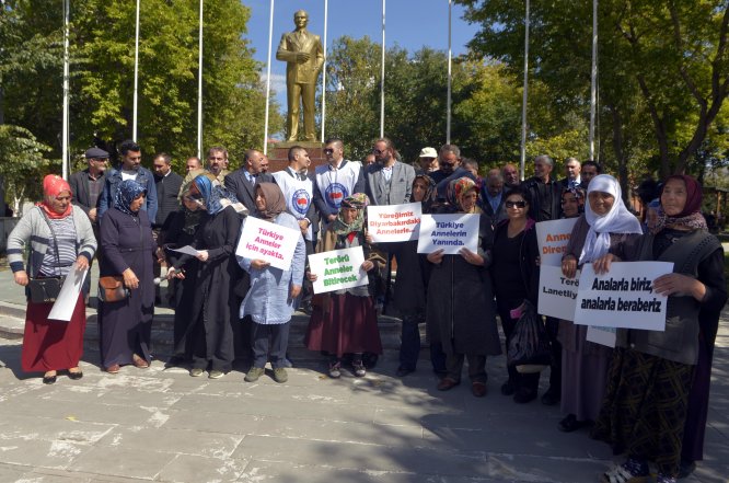 Diyarbakır annelerine kadın desteği