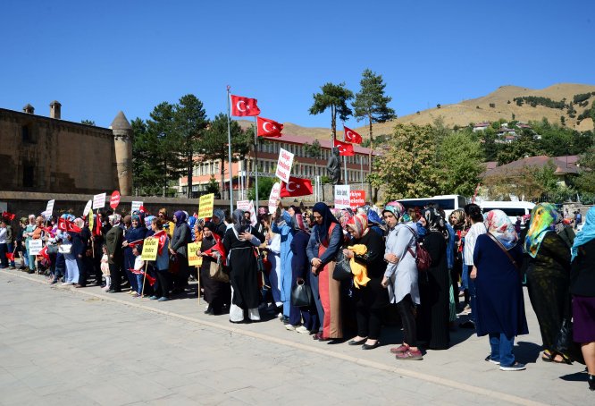 Diyarbakır annelerine kadın desteği