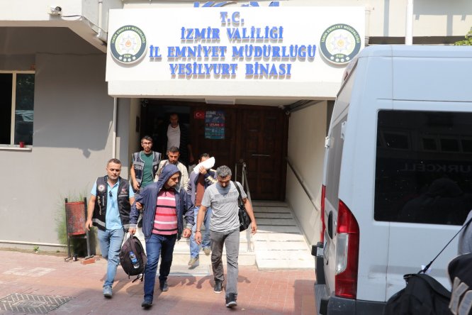 İzmir merkezli 11 ildeki FETÖ/PDY operasyonu