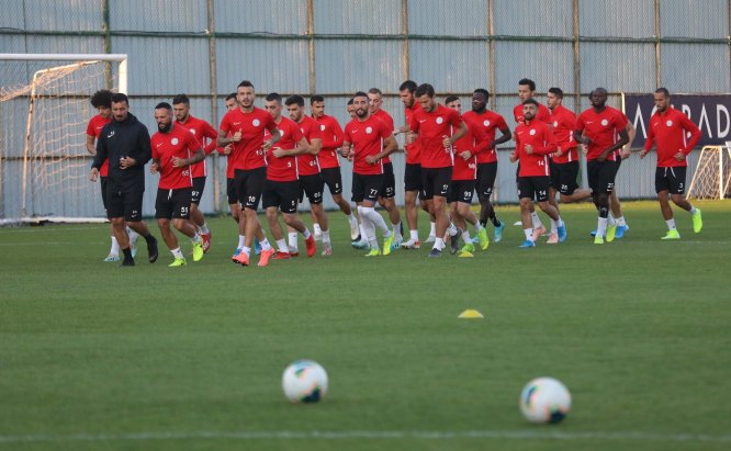 Çaykur Rizespor'da Trabzonspor maçı hazırlıkları