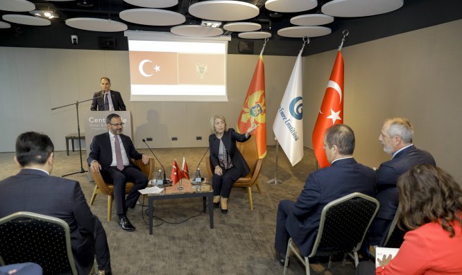 Gençlik ve Spor Bakanı Kasapoğlu Karadağ'da