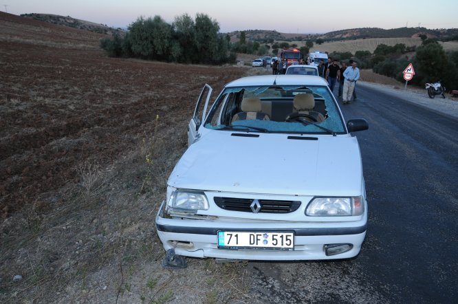 Kırıkkale'de motosikletle otomobil çarpıştı: 2 yaralı