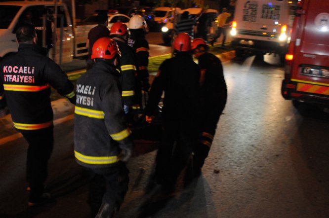 GÜNCELLEME - Kocaeli'de toprak kayması