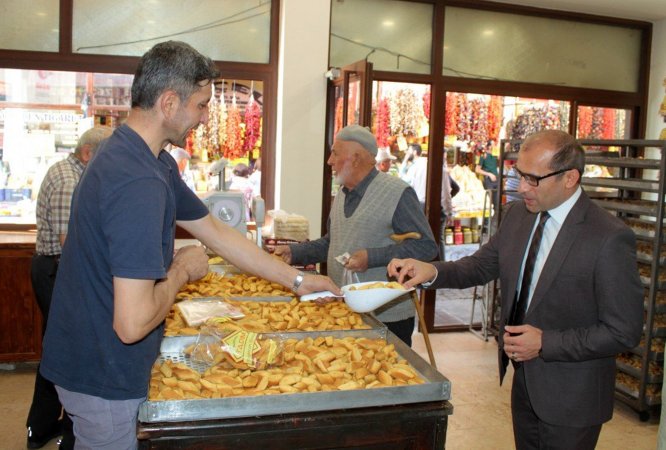 Beypazarı Kaymakamı Ayca'dan esnaf ziyareti