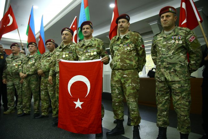 Azerbaycanlı gazilerden Barış Pınarı Harekatı'na destek