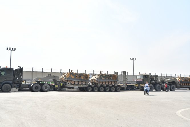 Suriye sınırına askeri sevkiyat