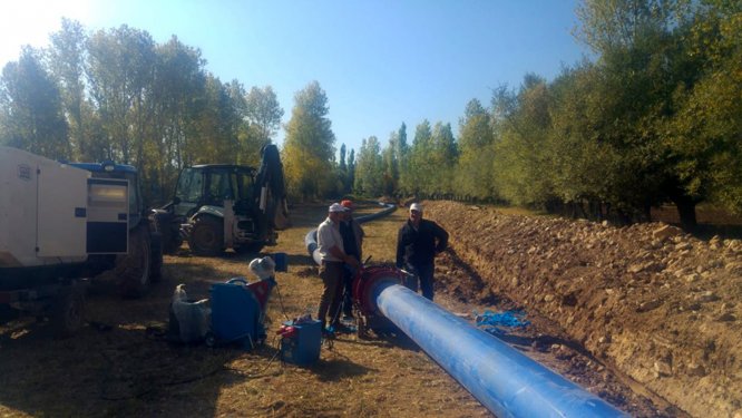 Suşehri'nde içme suyu ana hat değişim çalışması