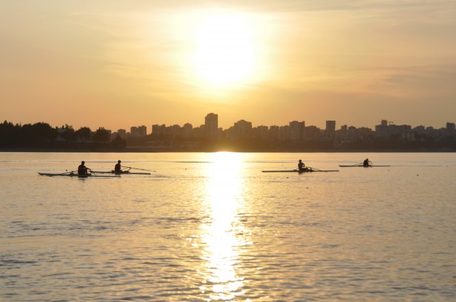 Genç kanoculardan Barış Pınarı Harekatı'na destek