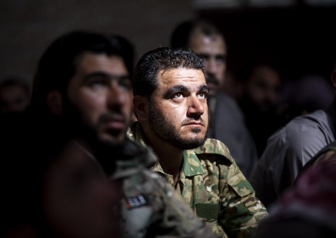 Tel Abyad'da terör tehdidinden uzak ilk cuma namazı