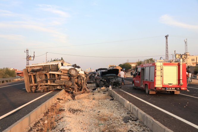 GÜNCELLEME - Mardin'de Başsavcı ve Adalet Komisyonu Başkanı trafik kazasında yaralandı