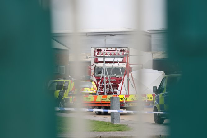 GÜNCELLEME 1- İngiltere'de konteynerde 39 ceset bulundu