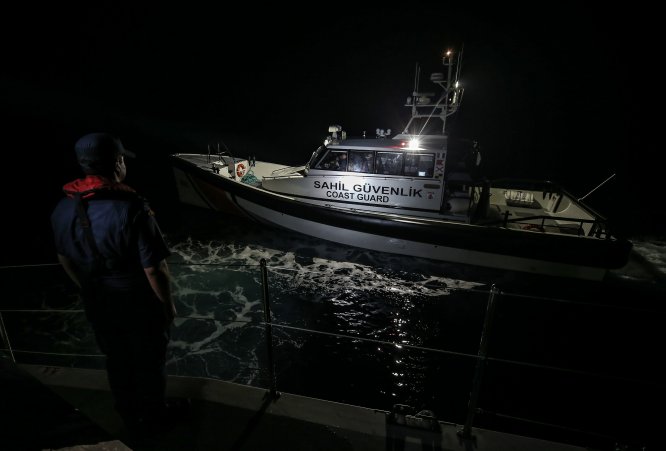 Mavi vatanın bekçileri hayat kurtarıyor