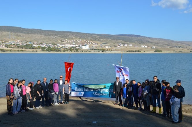 Gölova'da balık tutma yarışması