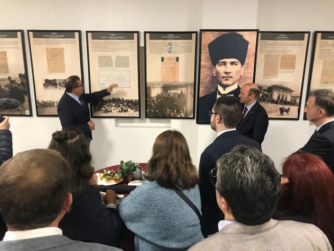 "İlk Adımdan Kuruluşa Milli Mücadele" sergisi Brüksel'de açıldı