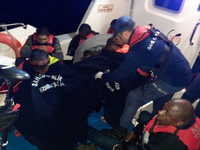 Sahil Güvenlik Komutanlığı: "Son 1 haftada 2 bin 406 düzensiz göçmen yakalandı"